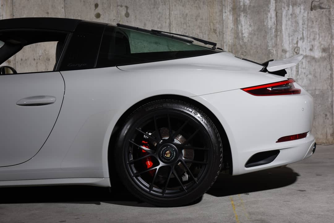 2018 Porsche 911 Targa 4 GTS — photo 29