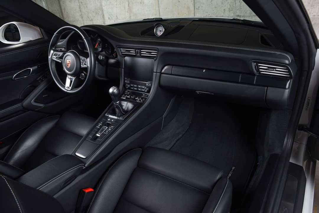 2018 Porsche 911 Targa 4 GTS — photo 49
