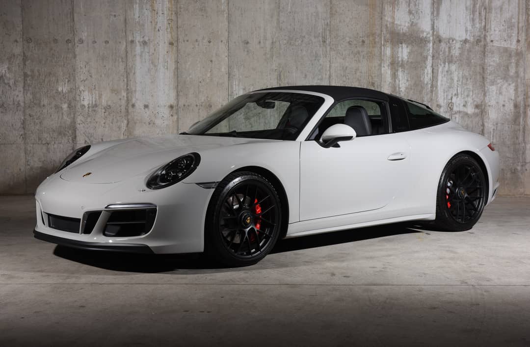 2018 Porsche 911 Targa 4 GTS — photo 8