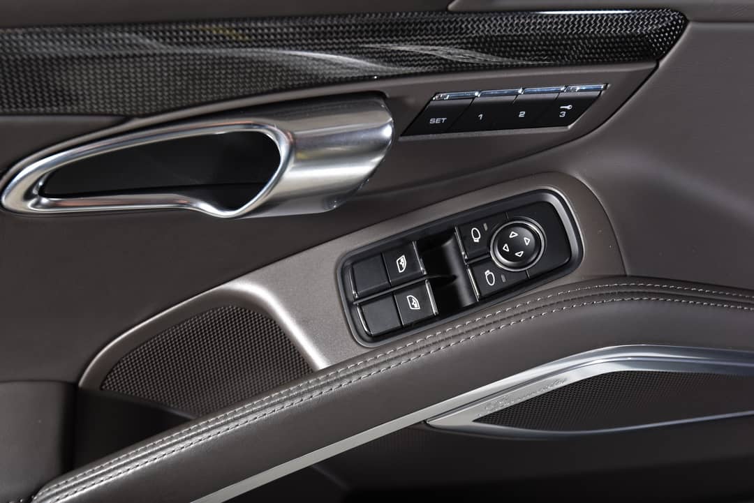 2014 Porsche 911 Carrera S — photo 28