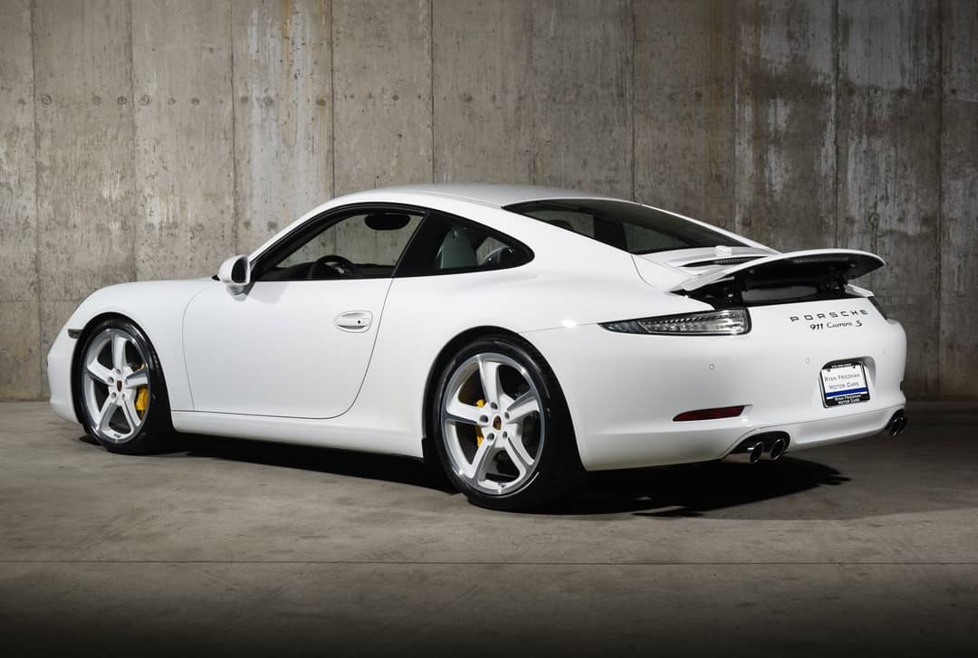 2014 Porsche 911 Carrera S — photo 4