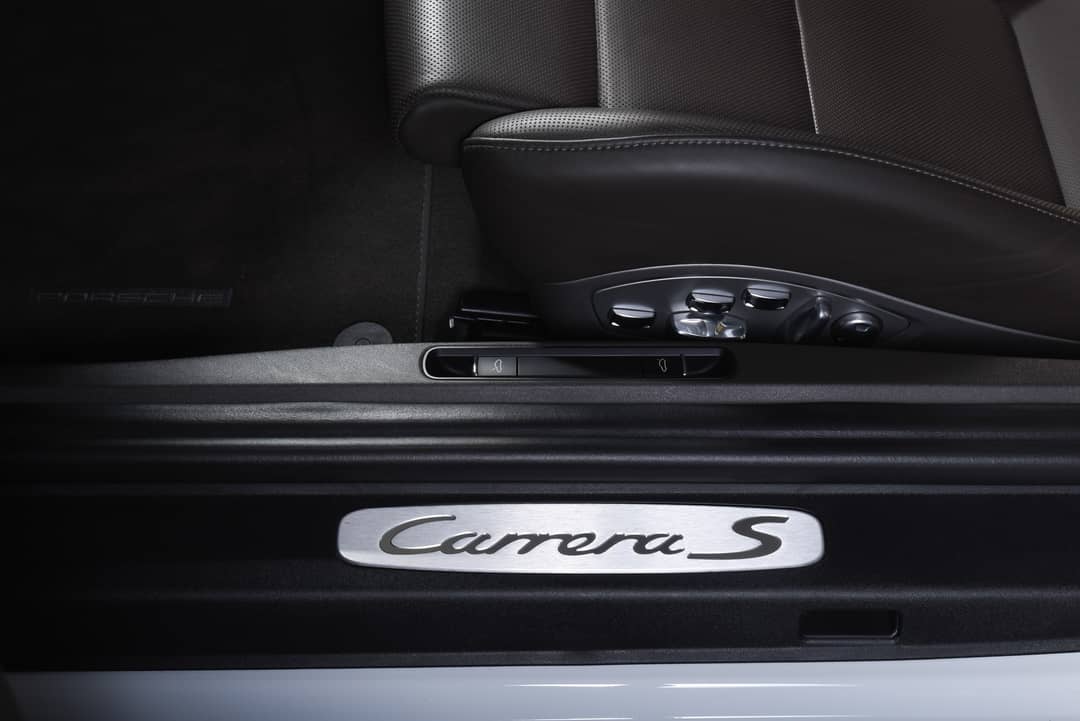 2014 Porsche 911 Carrera S — photo 31