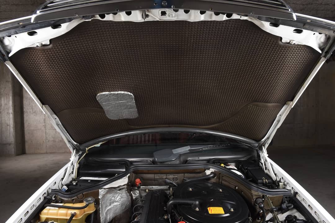 1987 Mercedes-Benz 300-Class 300 E — photo 11