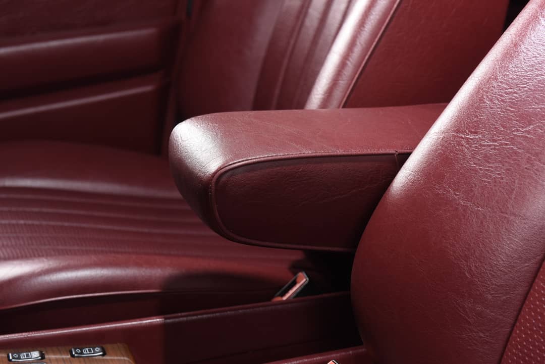1987 Mercedes-Benz 300-Class 300 E — photo 32