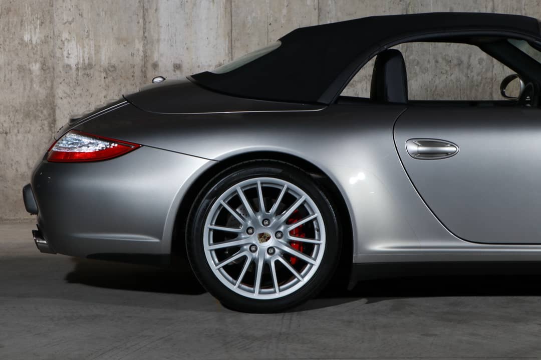 2012 Porsche 911 Carrera 4S — photo 16