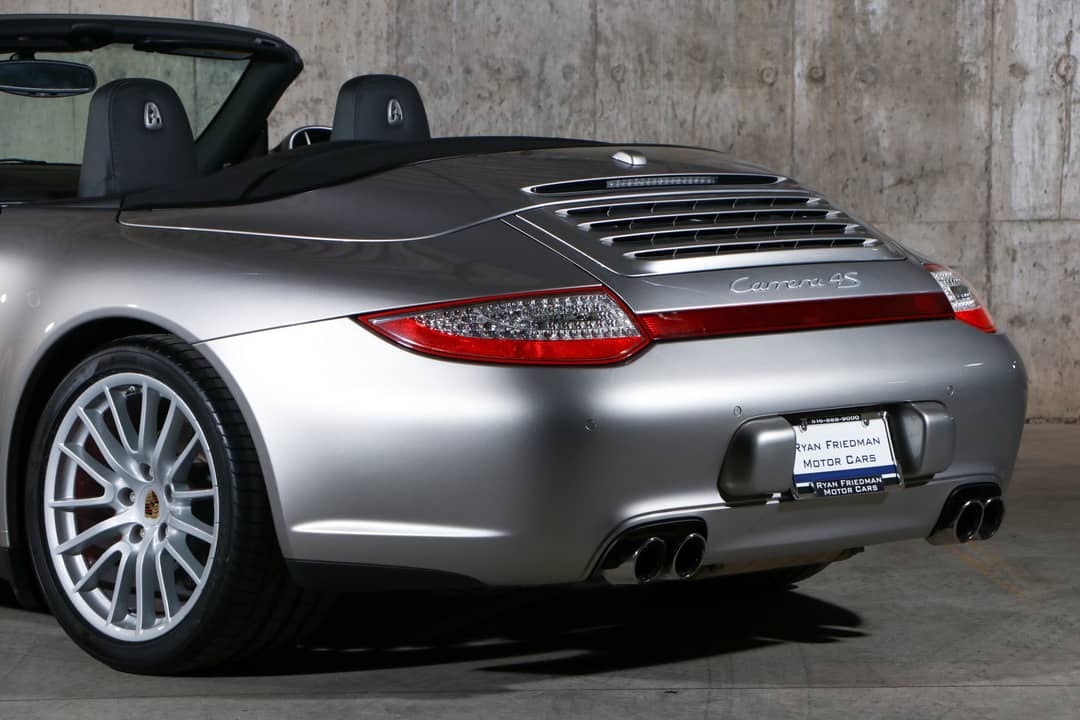 2012 Porsche 911 Carrera 4S — photo 23