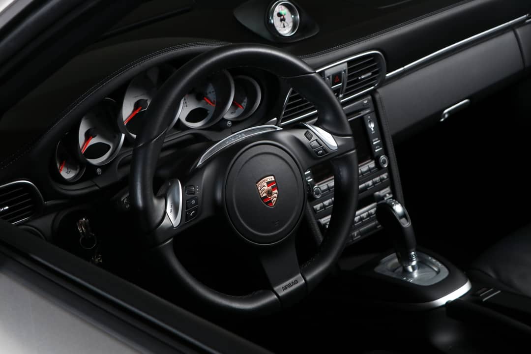 2012 Porsche 911 Carrera 4S — photo 32