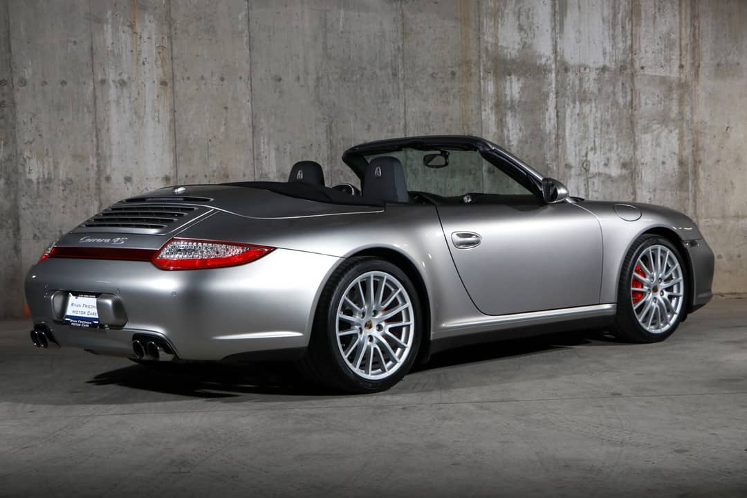 2012 Porsche 911 Carrera 4S — photo 5