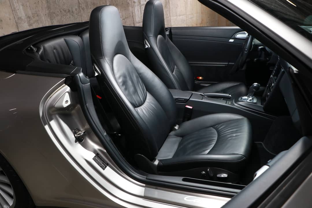 2012 Porsche 911 Carrera 4S — photo 40