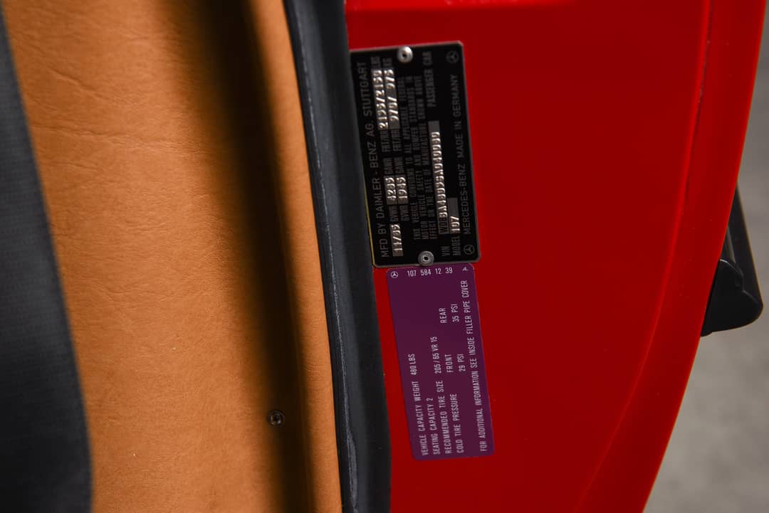 1986 Mercedes-Benz 560-Class 560 SL — photo 22