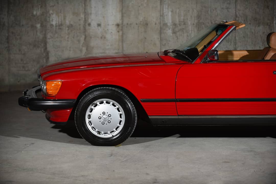 1986 Mercedes-Benz 560-Class 560 SL — photo 31