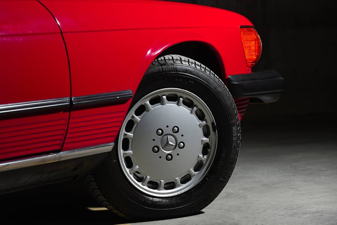1986 Mercedes-Benz 560-Class 560 SL — photo 50