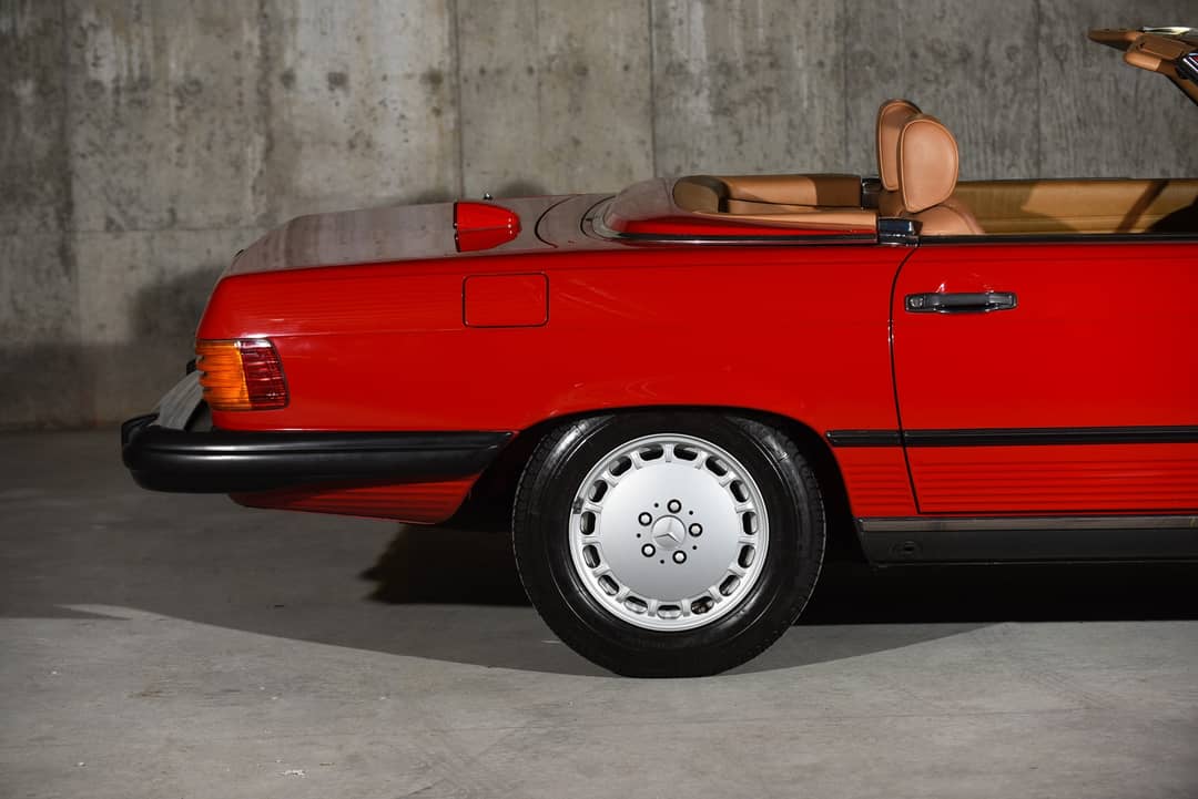 1986 Mercedes-Benz 560-Class 560 SL — photo 9