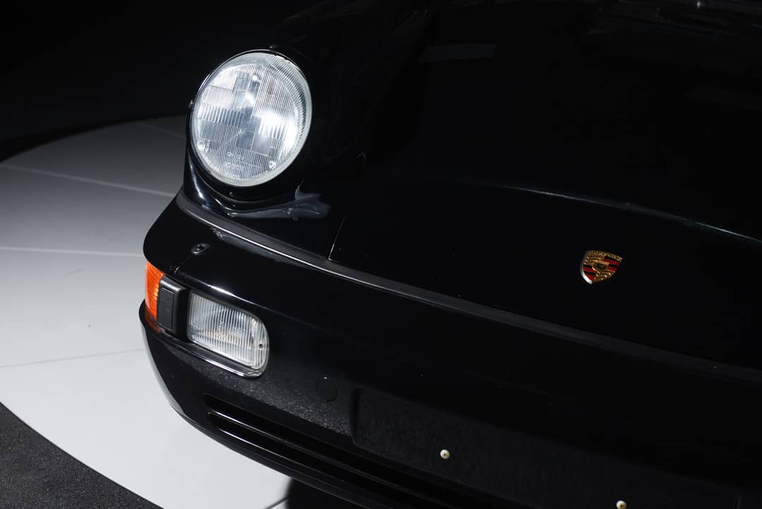 1990 Porsche 911 Carrera 4 — photo 17