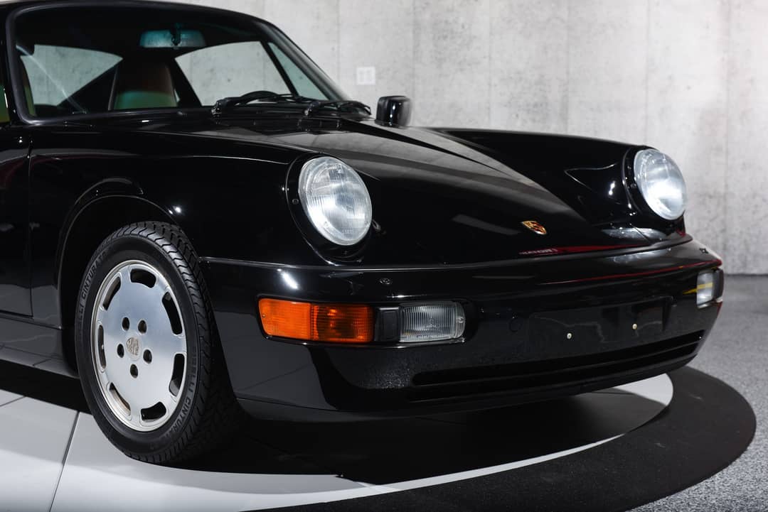 1990 Porsche 911 Carrera 4 — photo 3