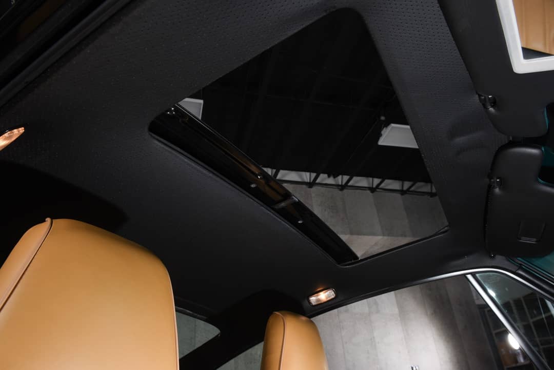 1990 Porsche 911 Carrera 4 — photo 42