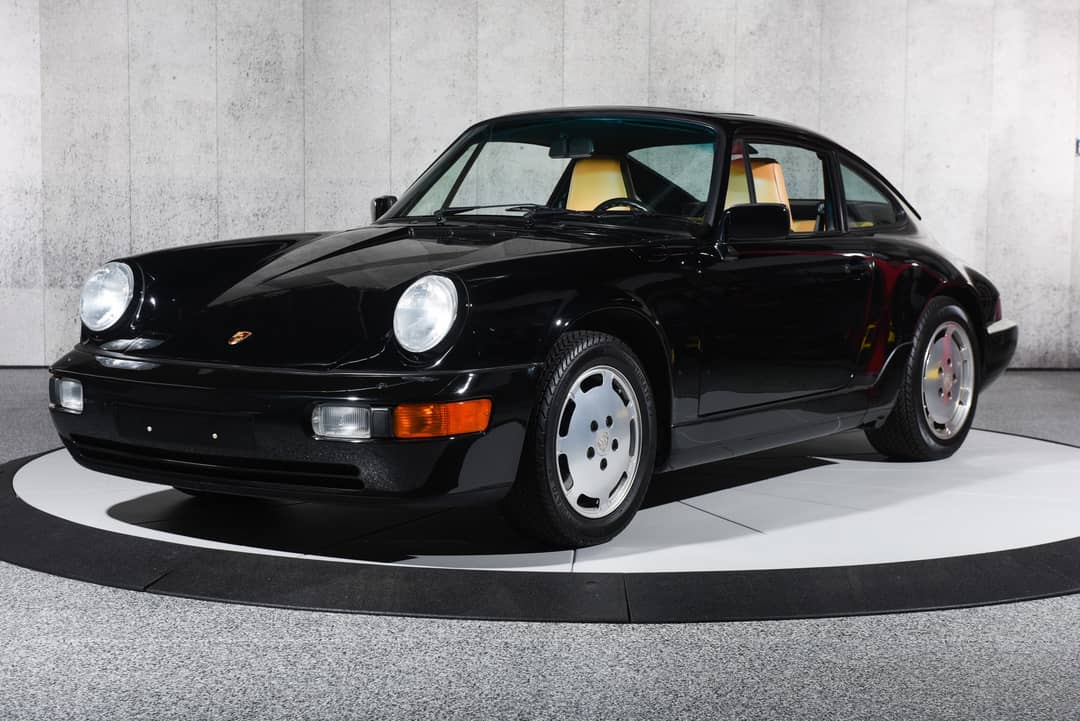 1990 Porsche 911 Carrera 4 — photo 6