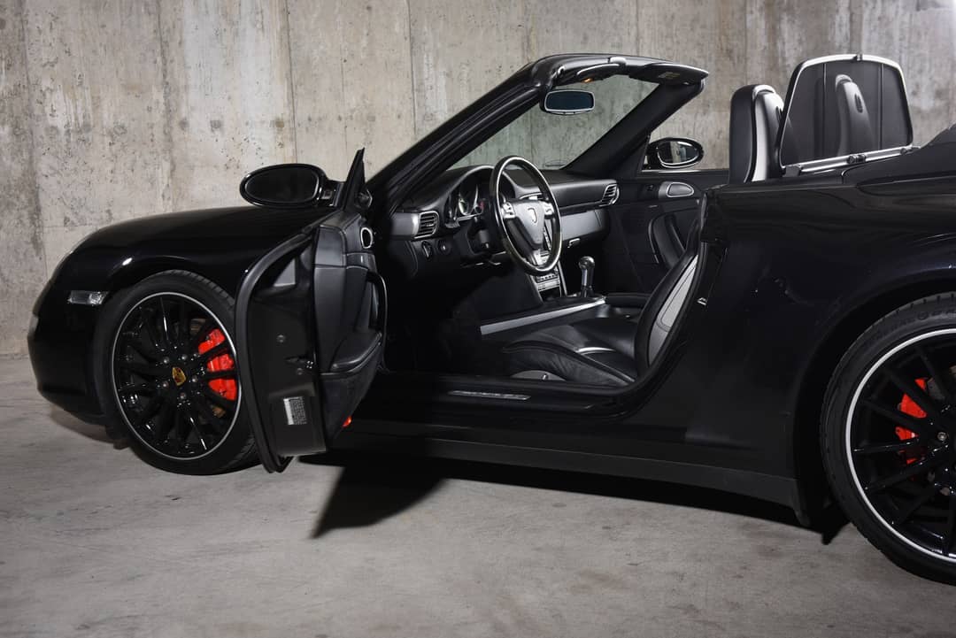 2006 Porsche 911 Carrera 4S — photo 31