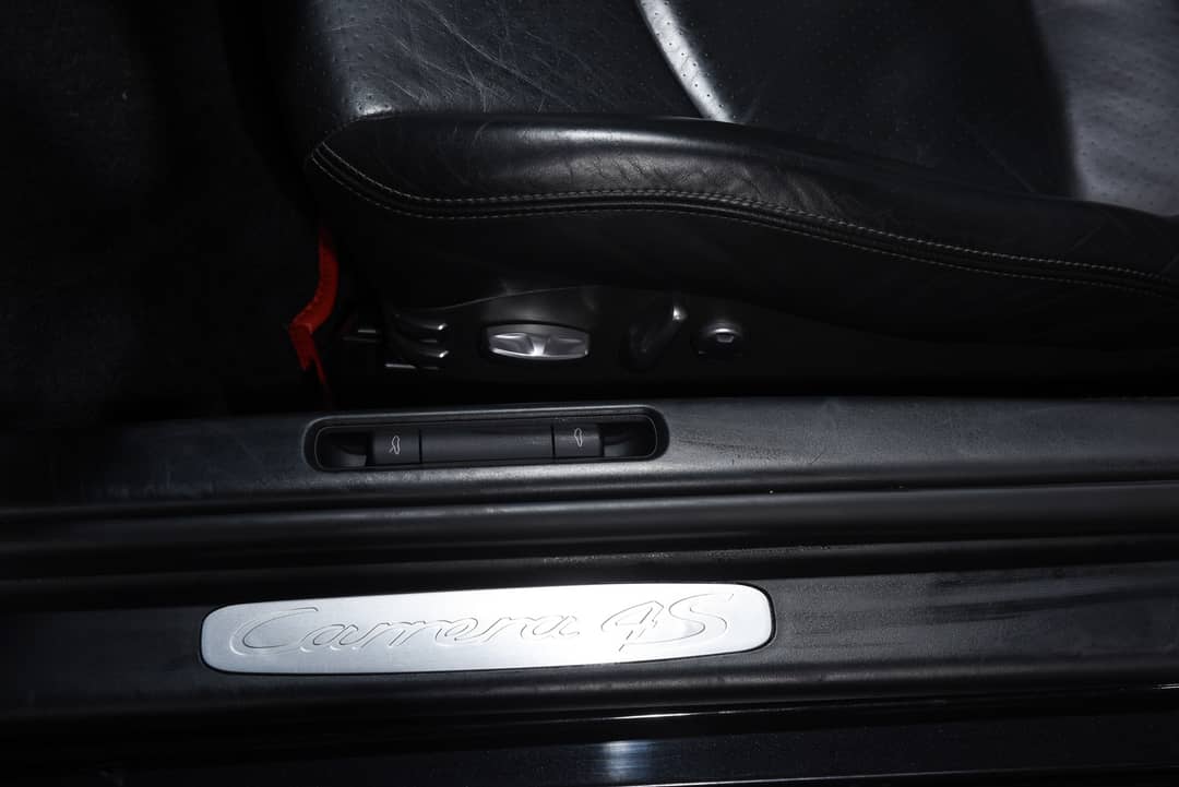 2006 Porsche 911 Carrera 4S — photo 36