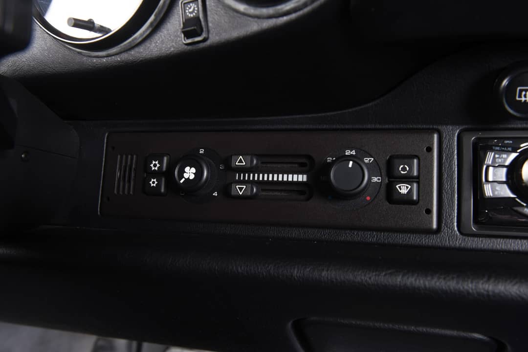 1995 Porsche 911 Carrera — photo 49