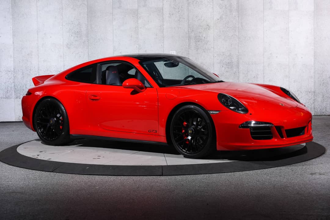 2016 Porsche 911 Carrera GTS — photo 2