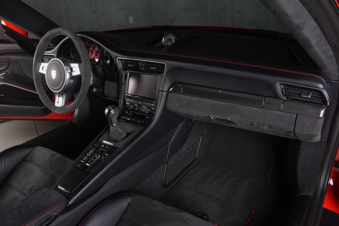 2016 Porsche 911 Carrera GTS — photo 13