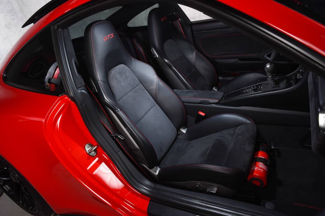 2016 Porsche 911 Carrera GTS — photo 14