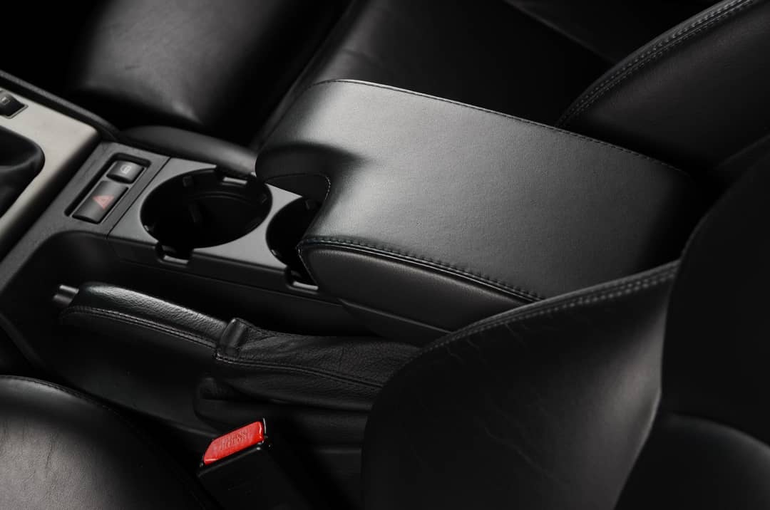 2002 BMW M3 — photo 28
