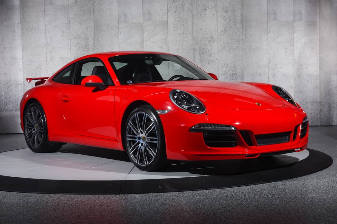 2015 Porsche 911 Carrera — photo 2