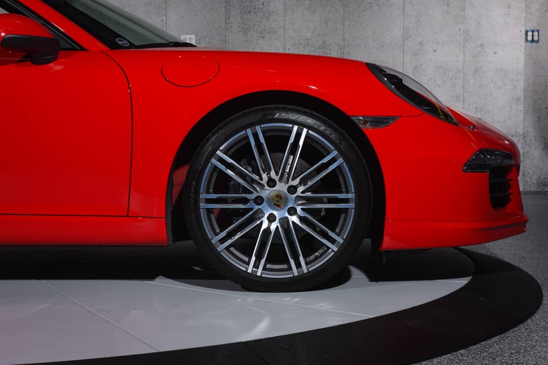 2015 Porsche 911 Carrera — photo 14