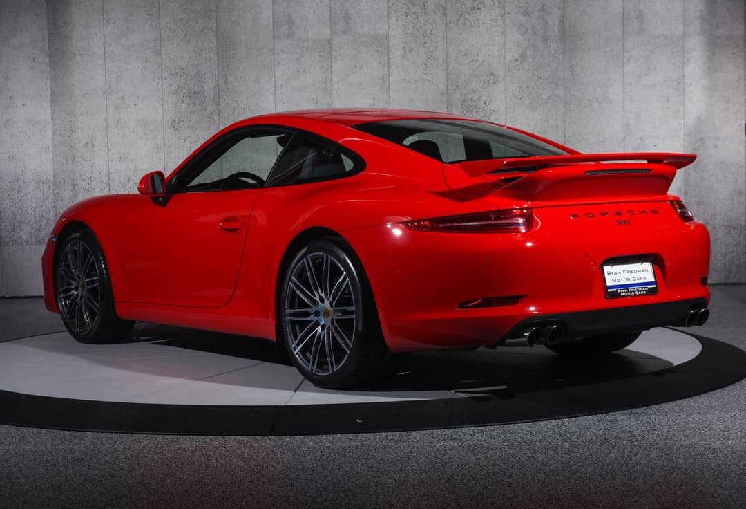 2015 Porsche 911 Carrera — photo 3