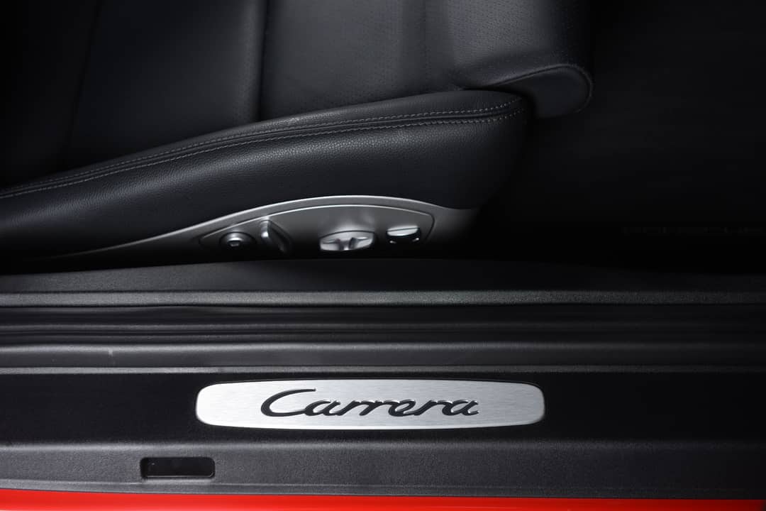 2015 Porsche 911 Carrera — photo 30