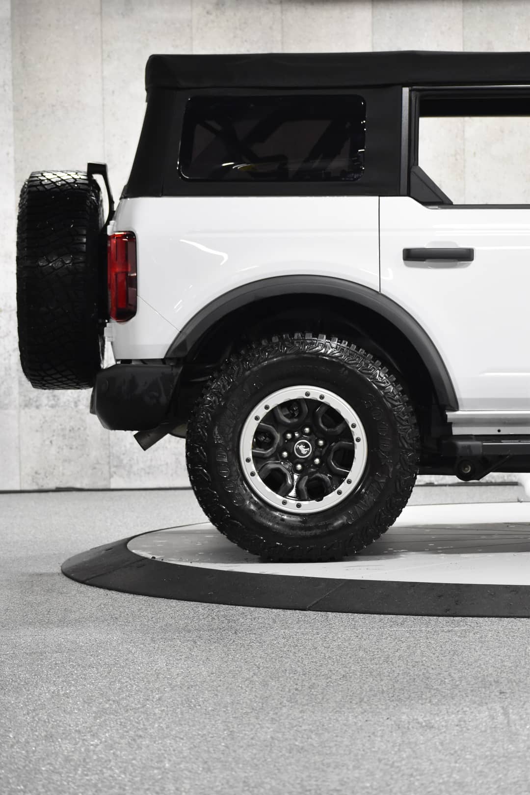 2022 Ford Bronco Big Bend — photo 2