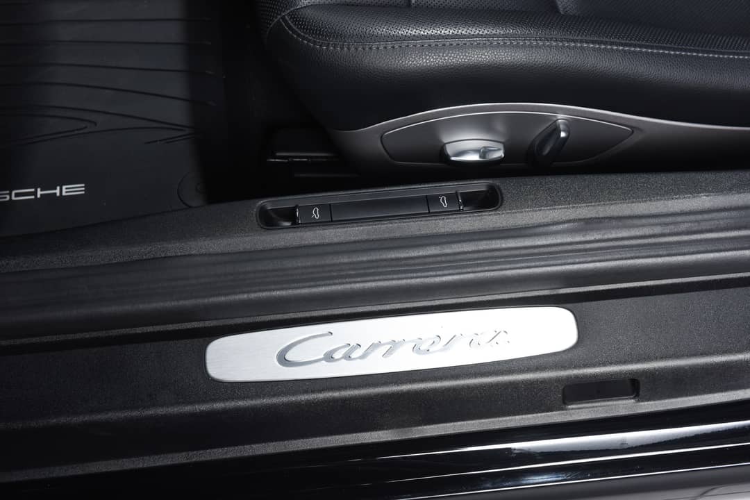 2015 Porsche 911 Carrera — photo 20