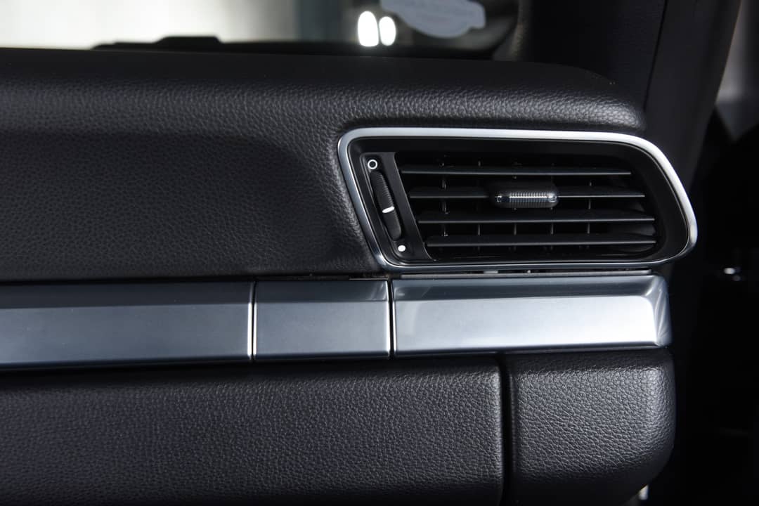 2015 Porsche 911 Carrera — photo 26