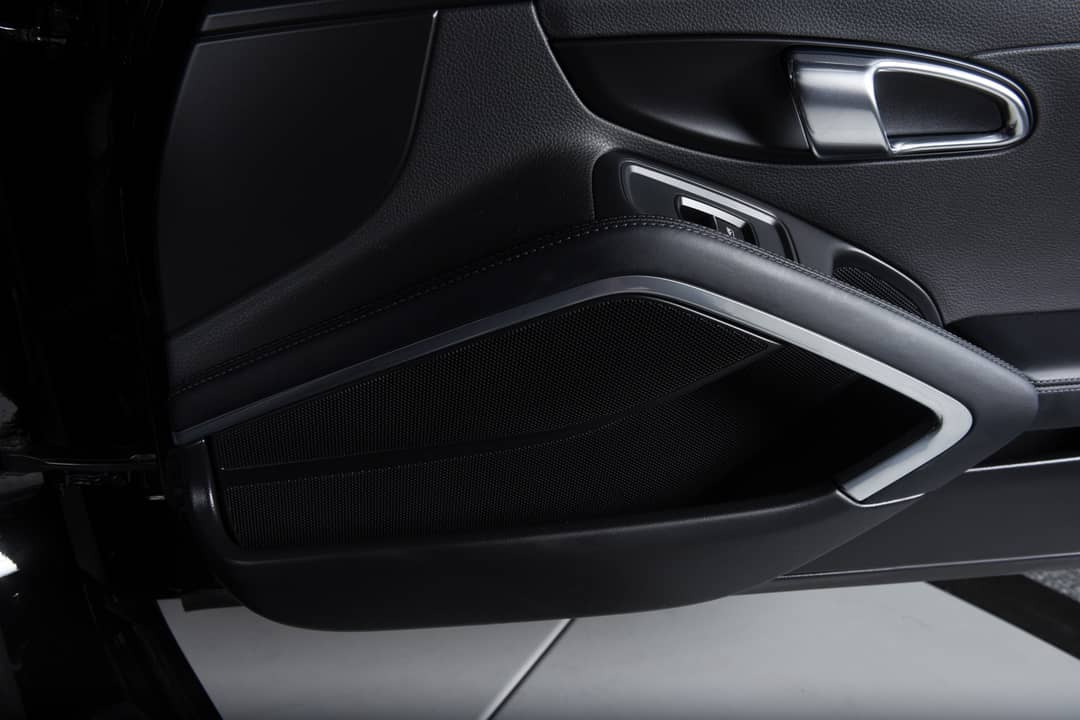 2015 Porsche 911 Carrera — photo 36