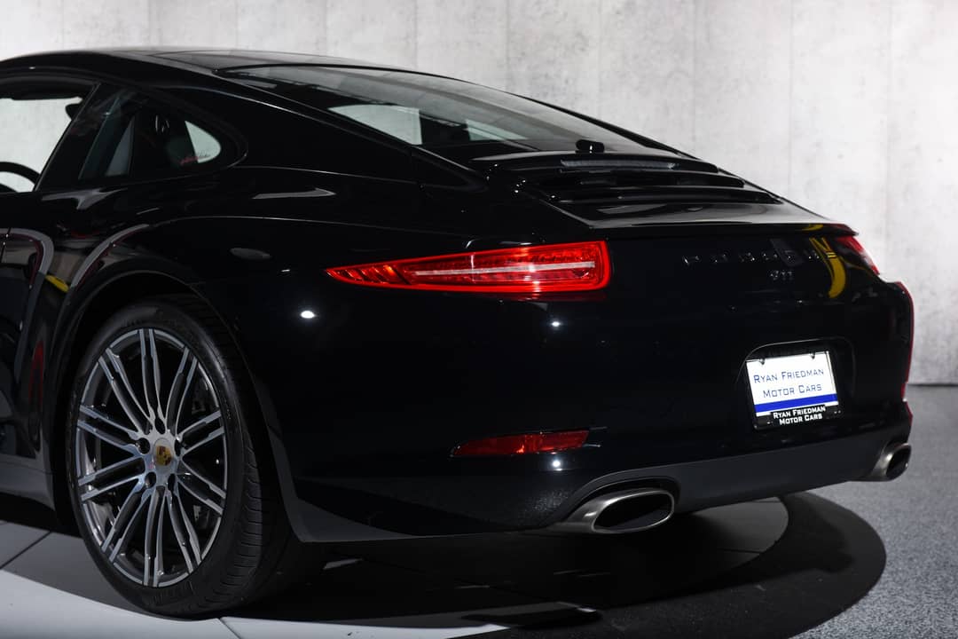 2015 Porsche 911 Carrera — photo 6