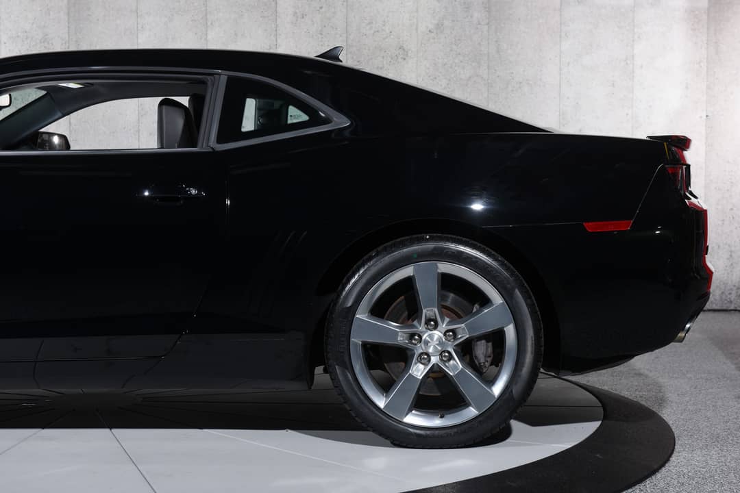 2011 Chevrolet Camaro SS — photo 20
