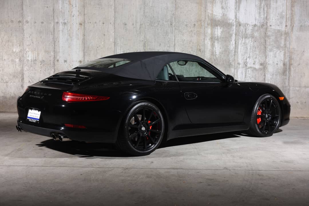 2015 Porsche 911 Carrera S — photo 12