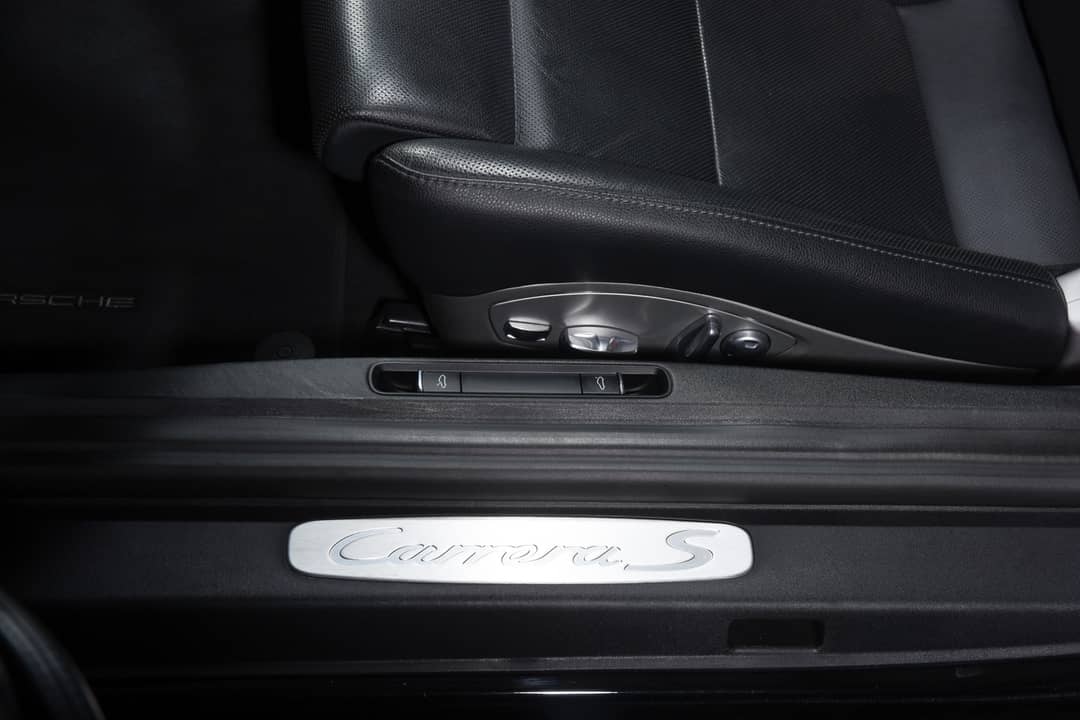 2015 Porsche 911 Carrera S — photo 32