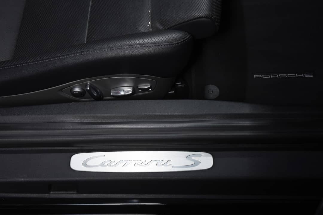 2015 Porsche 911 Carrera S — photo 47