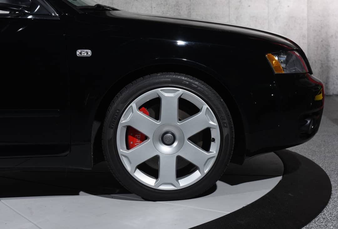 2005 Audi S4 quattro — photo 17