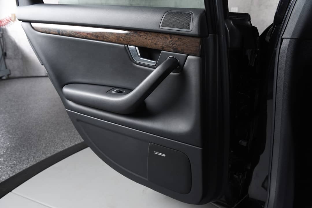 2005 Audi S4 quattro — photo 34