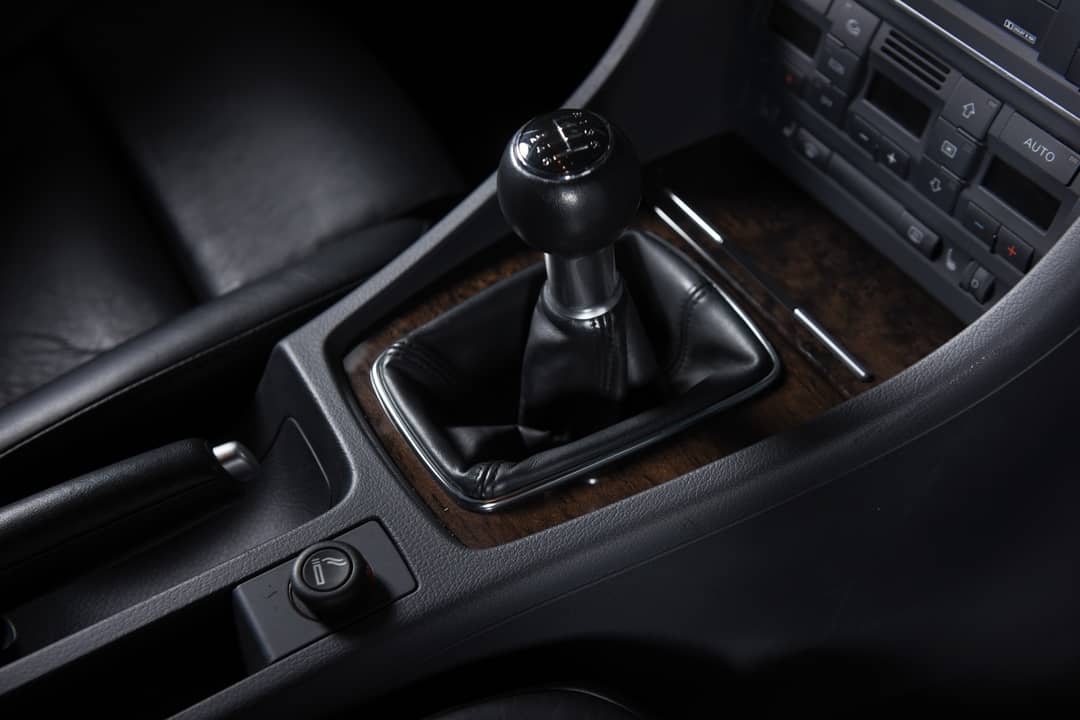 2005 Audi S4 quattro — photo 47