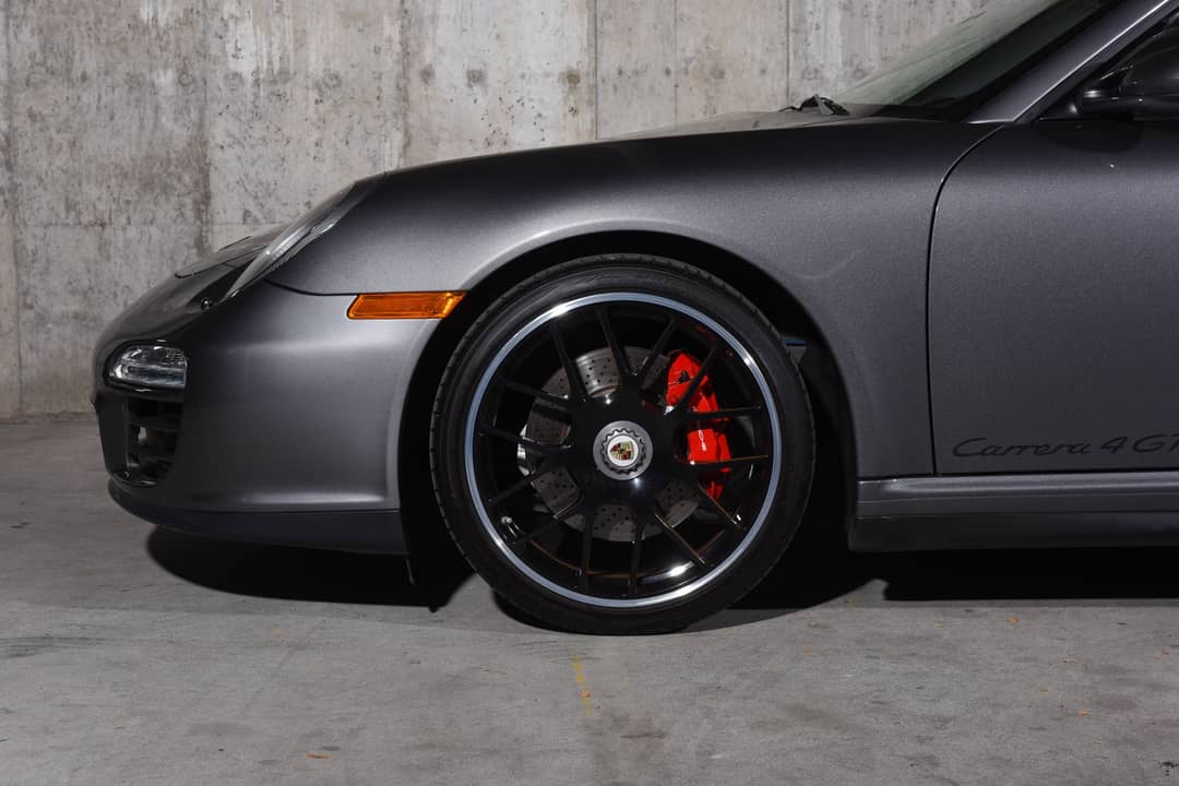 2012 Porsche 911 Carrera 4 GTS — photo 29