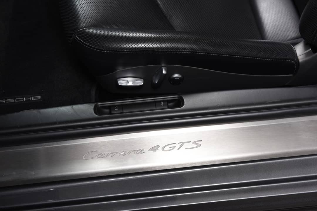 2012 Porsche 911 Carrera 4 GTS — photo 40