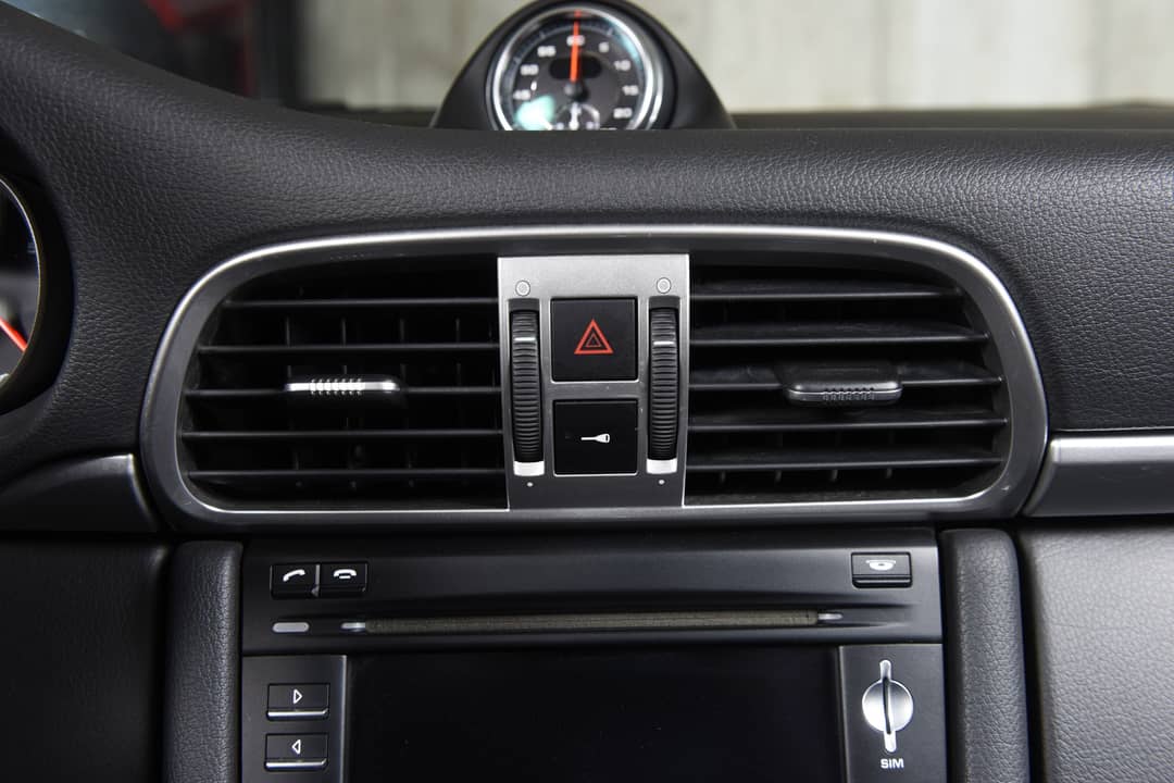 2012 Porsche 911 Carrera 4 GTS — photo 44