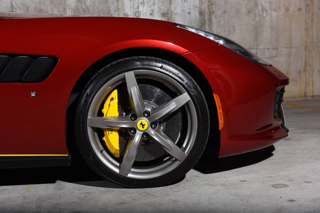 2017 Ferrari GTC4Lusso — photo 22