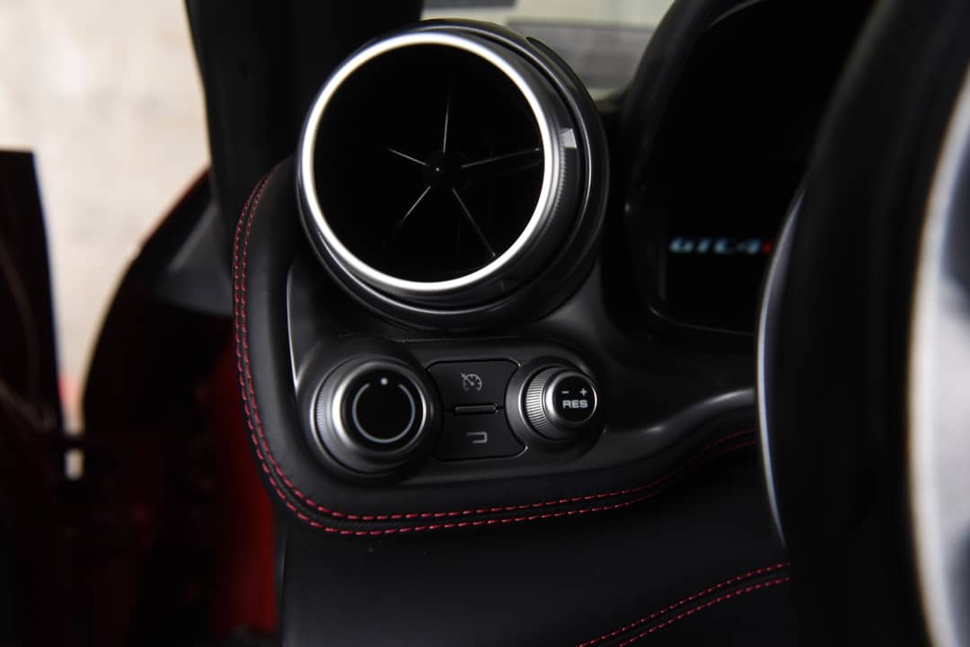 2017 Ferrari GTC4Lusso — photo 41