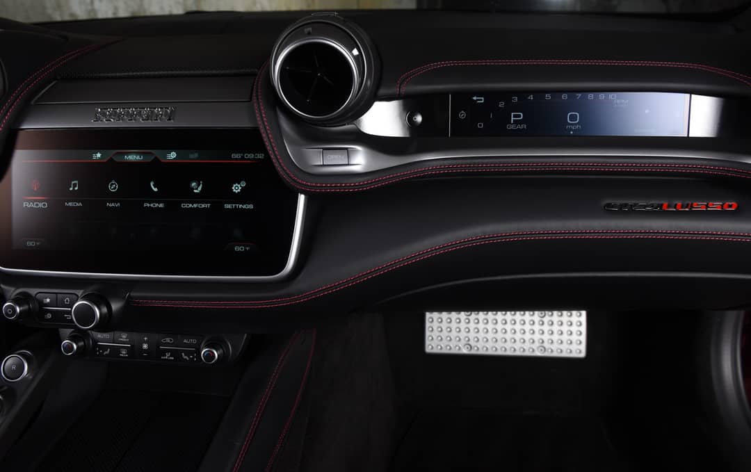 2017 Ferrari GTC4Lusso — photo 48